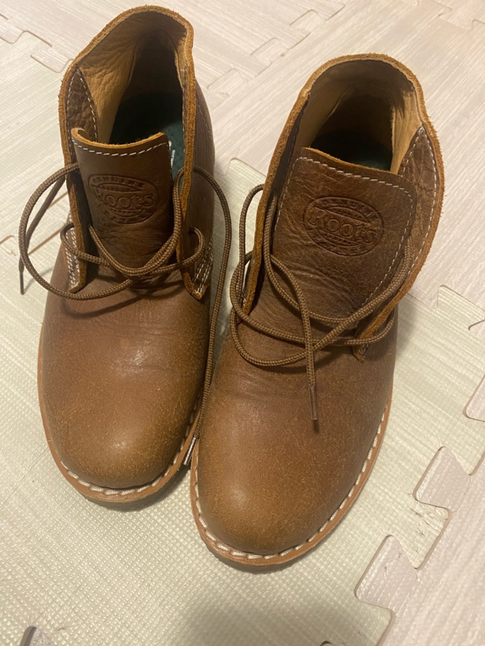 ROOTS BOOTS SIZE 6L